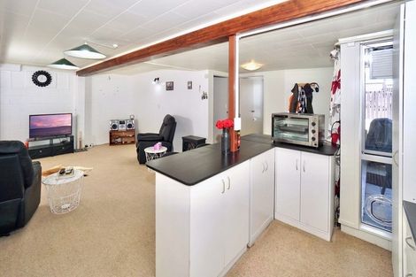 Photo of property in 4 Herbert Street, Te Puke, 3119