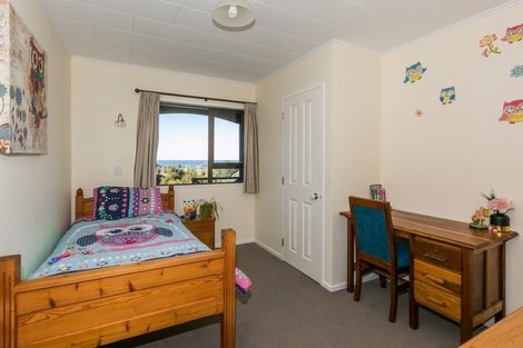 Photo of property in 140 Seafield Road, Eskdale, Napier, 4182
