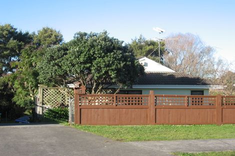 Photo of property in 22 Southview Place, Wattle Downs, Auckland, 2102