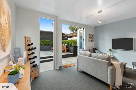 Photo of property in 14 Kirikiri Lane, East Tamaki, Auckland, 2013