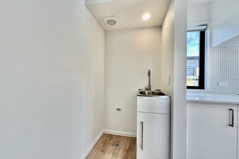 Photo of property in 4/107 Smith Street, Woolston, 8062