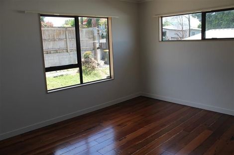 Photo of property in 55 Etherton Drive, Weymouth, Auckland, 2103