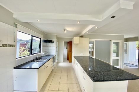 Photo of property in 109 Everglade Drive, Totara Heights, Auckland, 2105
