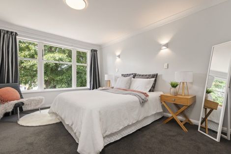 Photo of property in 6 Hughes Avenue, Hokowhitu, Palmerston North, 4410