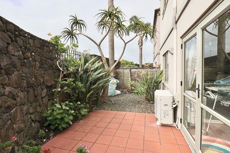 Photo of property in 1a Macleans Road, Bucklands Beach, Auckland, 2014