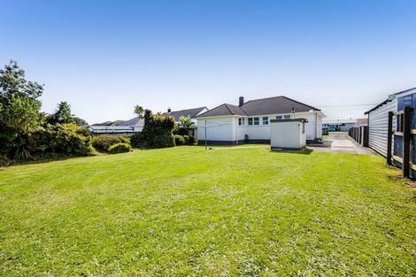 Photo of property in 279 South Road, Hawera, 4610