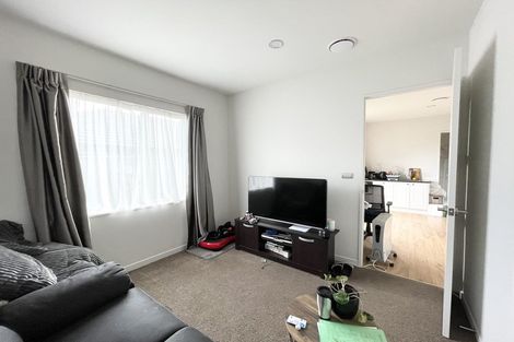 Photo of property in 3 Twin Parks Rise, Papakura, 2110