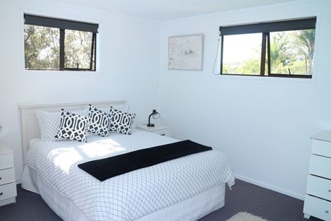 Photo of property in 5 Cable Bay Block Road, Cable Bay, 0420