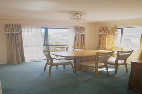 Photo of property in 21 Kilsyth Way, East Tamaki Heights, Auckland, 2016