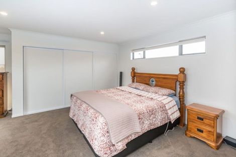 Photo of property in 33 William Dawson Crescent, Wigram, Christchurch, 8025