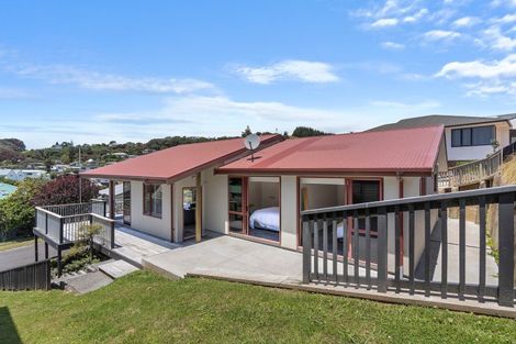 Photo of property in 208 Russell Bruce Place, Onemana, Whangamata, 3691