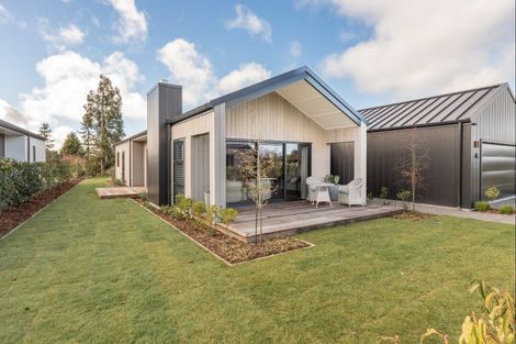 Photo of property in 8 Sorrento Drive, Rangatira Park, Taupo, 3330