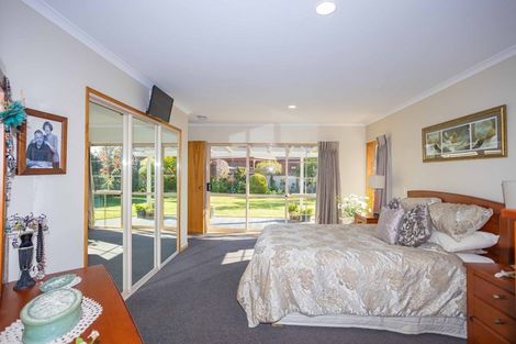 Photo of property in 2 Holdsworth Drive, Otamatea, Whanganui, 4500