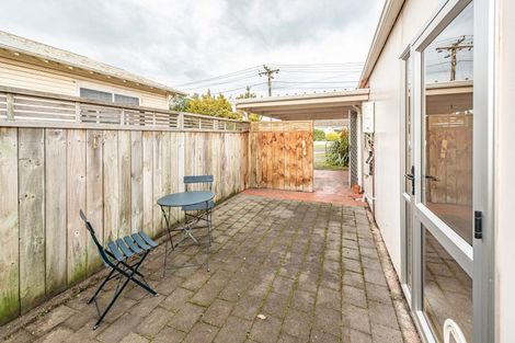 Photo of property in 6a Nikau Street, Tawhero, Whanganui, 4501