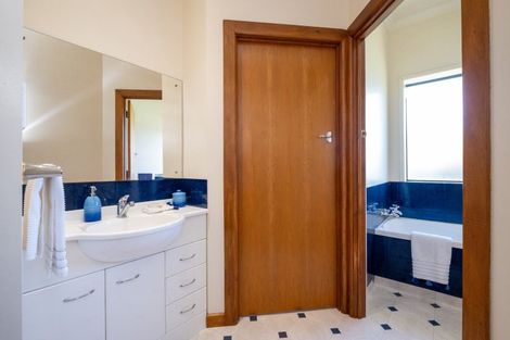 Photo of property in 59 School Road, Clive, 4102