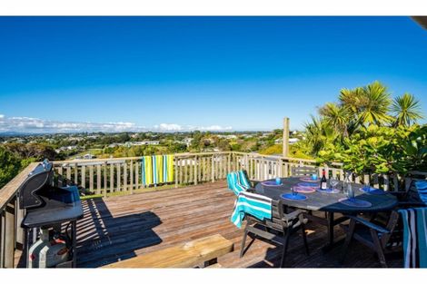 Photo of property in 52 Cullen Street, Mangawhai Heads, Mangawhai, 0505