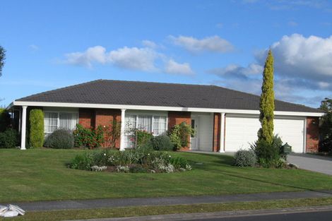 Photo of property in 20 Lakeside Drive, Orewa, 0931