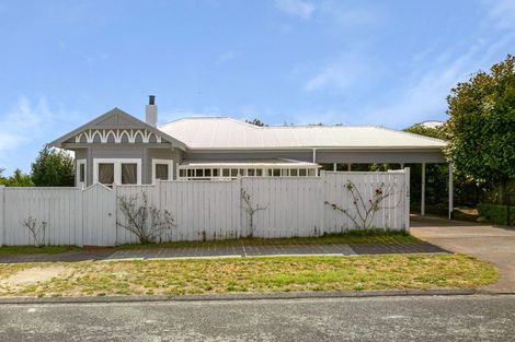 Photo of property in 130 Hyde Avenue, Richmond Heights, Taupo, 3330