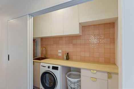 Photo of property in 7 Dale Road, Raumati South, Paraparaumu, 5032