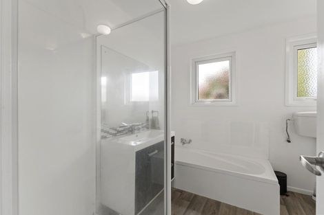 Photo of property in 1/58 Clydesdale Street, Woolston, Christchurch, 8062