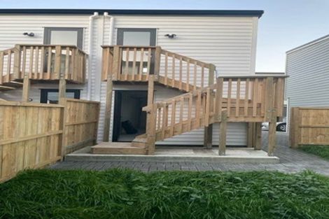 Photo of property in 99a Grove Road, Papakura, 2110