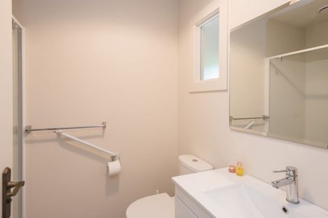Photo of property in 318 Cannon Hill Crescent, Mount Pleasant, Christchurch, 8081