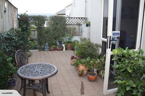 Photo of property in 22c Hunter Street, Hamilton Lake, Hamilton, 3204