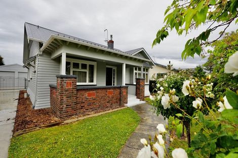 Photo of property in 16 Karamu Avenue, Takaro, Palmerston North, 4410