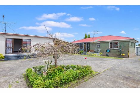 Photo of property in 51 Cargill Street, Papakura, 2110