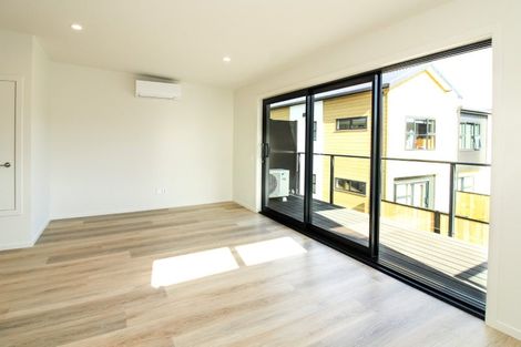 Photo of property in 19-19a The Strand, Wainuiomata, Lower Hutt, 5014