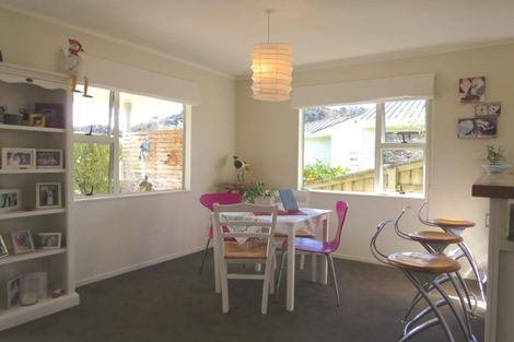 Photo of property in 4 Allman Drive, Coromandel, 3506