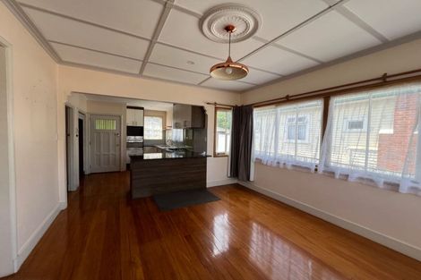 Photo of property in 220 St George Street, Papatoetoe, Auckland, 2025
