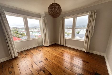 Photo of property in 127 Elizabeth Street, Mount Victoria, Wellington, 6011