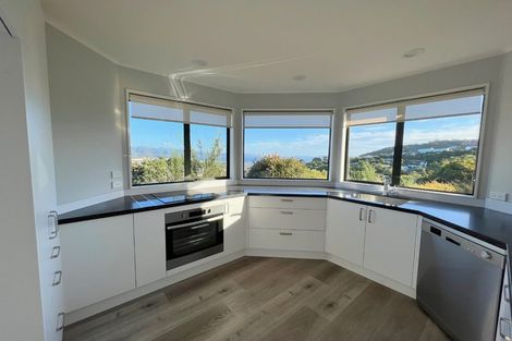 Photo of property in 12a Pekanga Road, Normandale, Lower Hutt, 5010