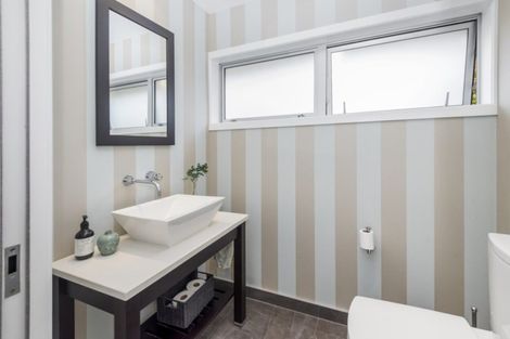 Photo of property in 249 Point View Drive, Dannemora, Auckland, 2016