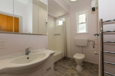 Photo of property in 5 Madeira Road, Bluff Hill, Napier, 4110