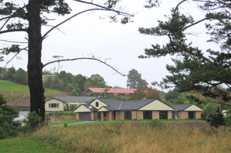 Photo of property in 36 Shelter Drive, Greenhithe, Auckland, 0632