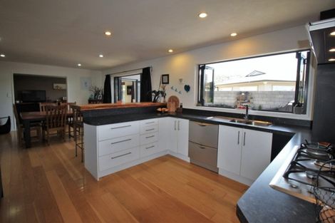 Photo of property in 42 Albert Drive, Clyde, 9330