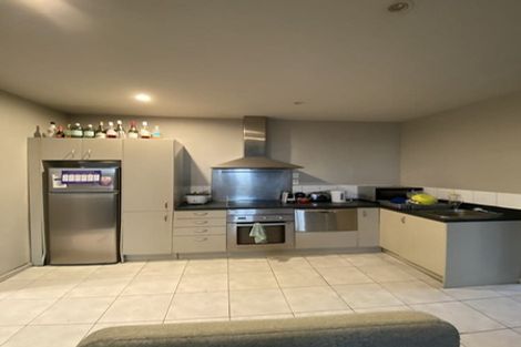 Photo of property in 16 Austin Street, Mount Victoria, Wellington, 6011