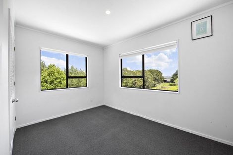 Photo of property in 43 Ohiwa Road, Papakura, 2582