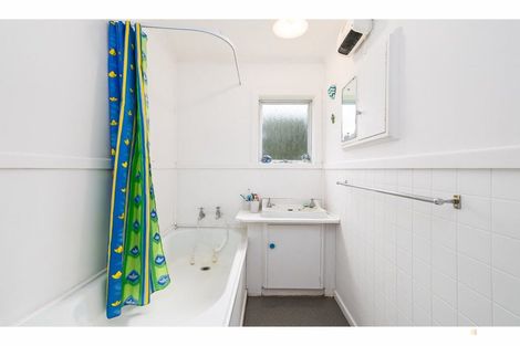 Photo of property in 13 Queens Terrace, Waimate, 7978