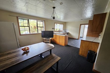 Photo of property in 59 Inverness Street, Dunollie, Runanga, 7803