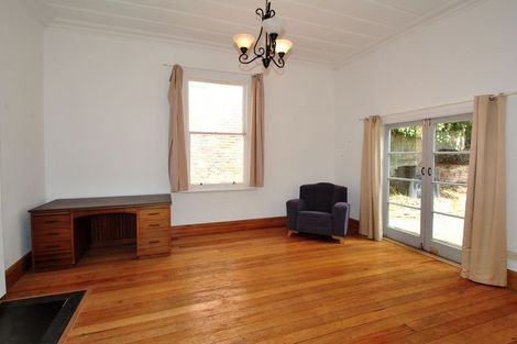 Photo of property in 53 Easther Crescent, Kew, Dunedin, 9012
