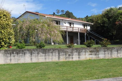 Photo of property in 6 Isobel Street, Acacia Bay, Taupo, 3330