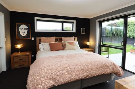 Photo of property in 17 Blue Stone Drive, Waiareka Junction, Oamaru, 9401