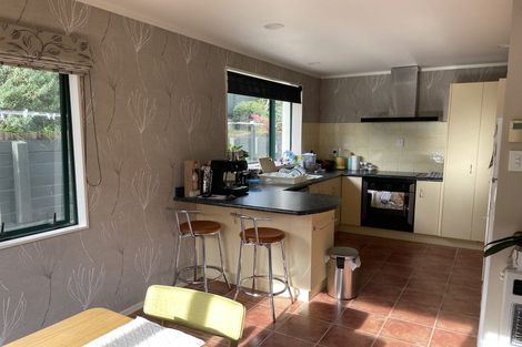 Photo of property in 19 Logan Way, Kelvin Grove, Palmerston North, 4414