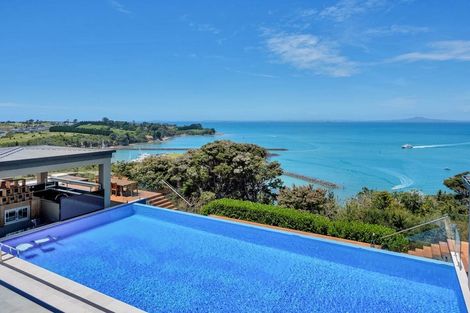 Photo of property in 28 Balboa Drive, Matakatia, Whangaparaoa, 0930