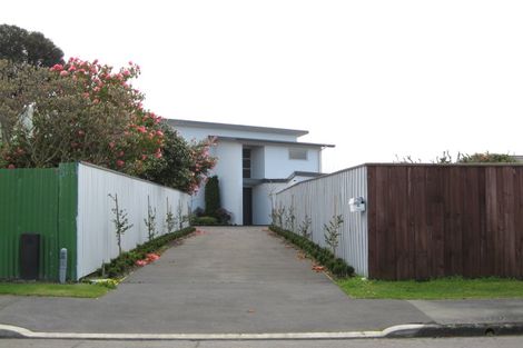 Photo of property in 4a Nutfield Lane, Cashmere, Christchurch, 8022