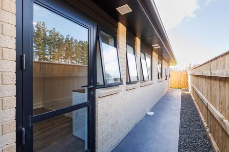 Photo of property in 53 Hereford Street, Marton, 4710