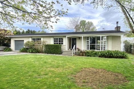 Photo of property in 14 Papawai Road, Greytown, 5712